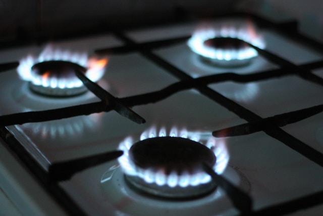 How the Right Energy Supplier Can Save You Money - Gas Hob Oven